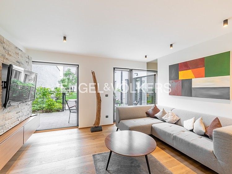 Pronájem bytu 2+kk 57 m² - foto 1