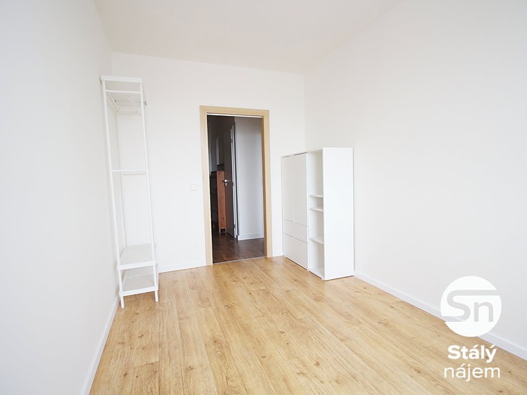 Pronájem bytu 2+kk 42 m² - foto 5