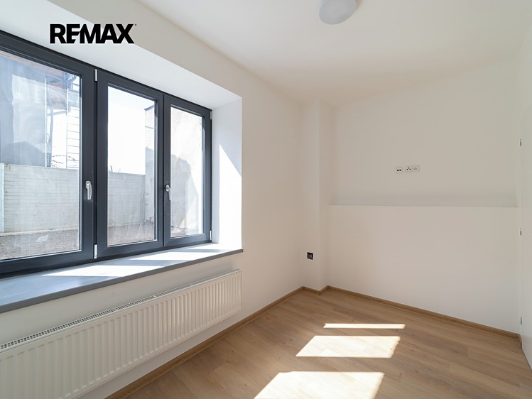 Pronájem bytu 2+kk 30 m² - foto 6