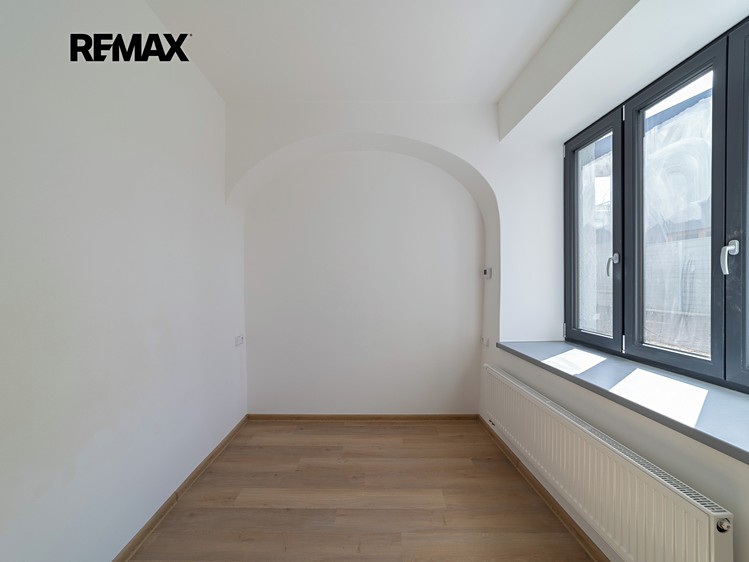 Pronájem bytu 2+kk 30 m² - foto 5
