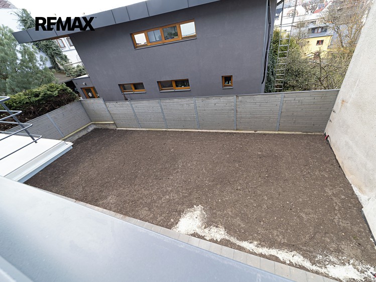 Pronájem bytu 2+kk 37 m² - foto 8