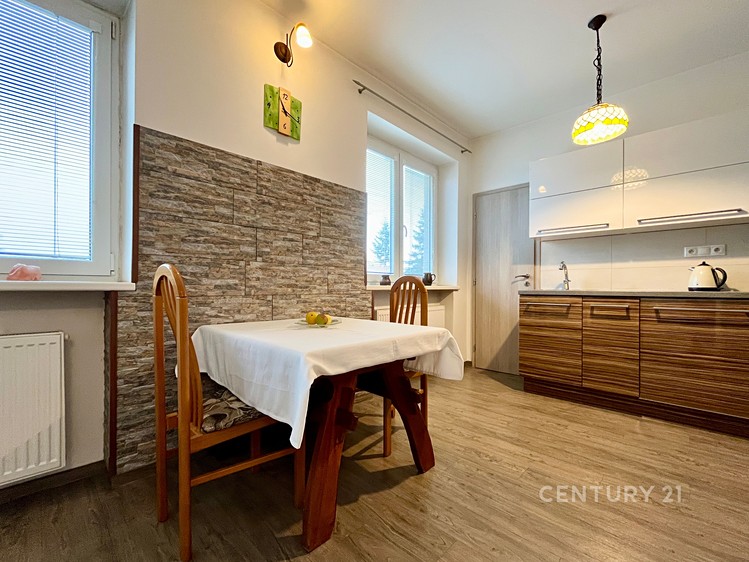 Pronájem bytu 3+kk 70 m² - foto 2