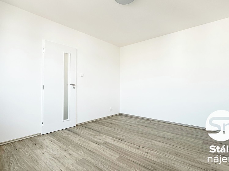Pronájem bytu 2+1 50 m² - foto 7