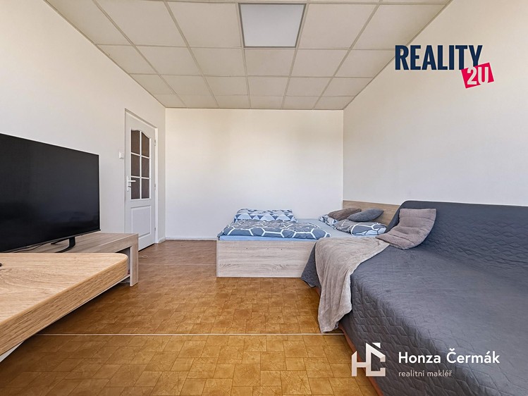 Pronájem bytu 1+1 35 m² - foto 5