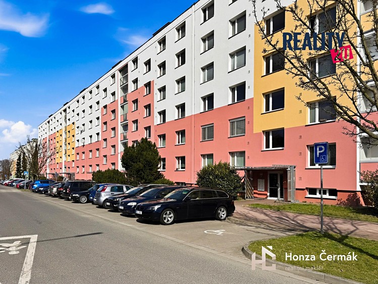 Pronájem bytu 1+1 35 m² - foto 8
