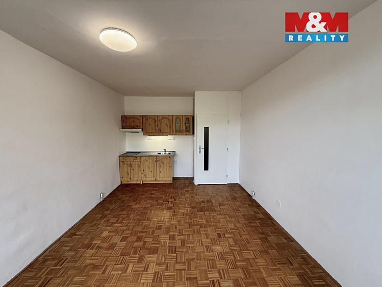 Pronájem bytu 1+kk 28 m² - foto 4