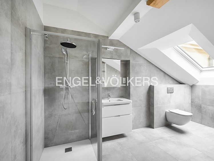 Pronájem bytu 2+kk 79 m² - foto 4