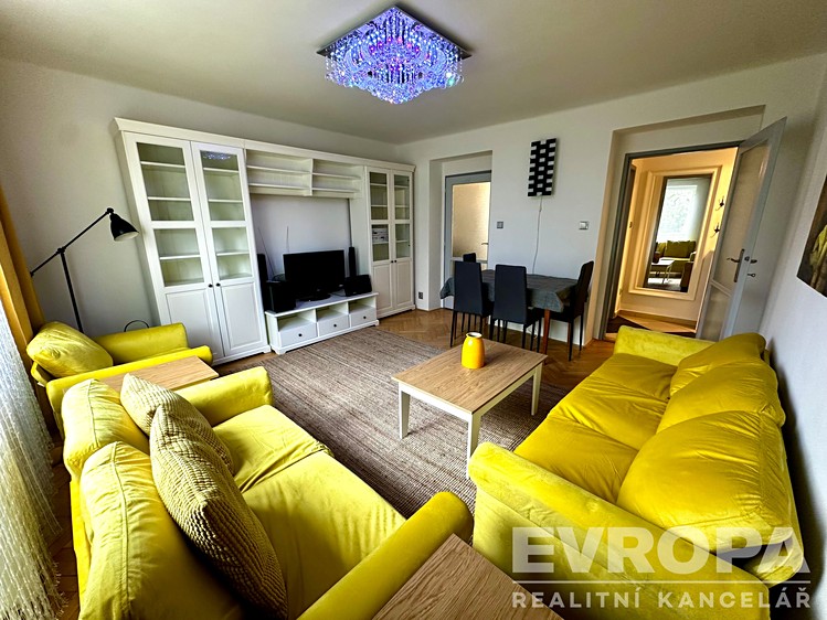 Pronájem bytu 2+1 54 m² - foto 2