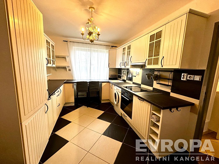Pronájem bytu 2+1 54 m² - foto 6