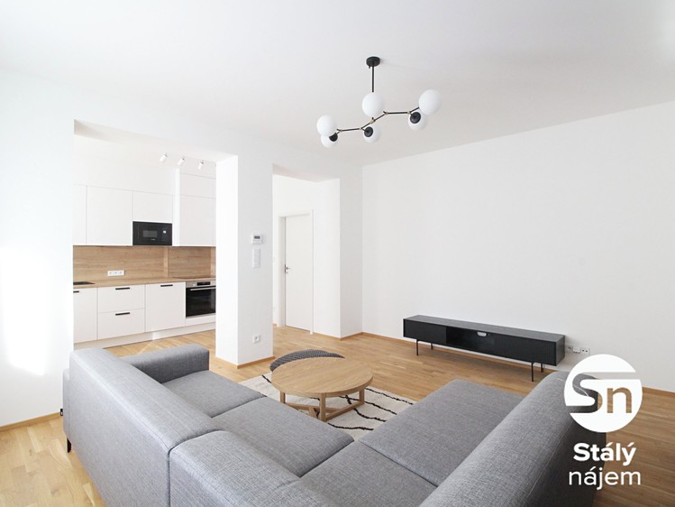 Pronájem bytu 3+kk 83 m² - foto 3