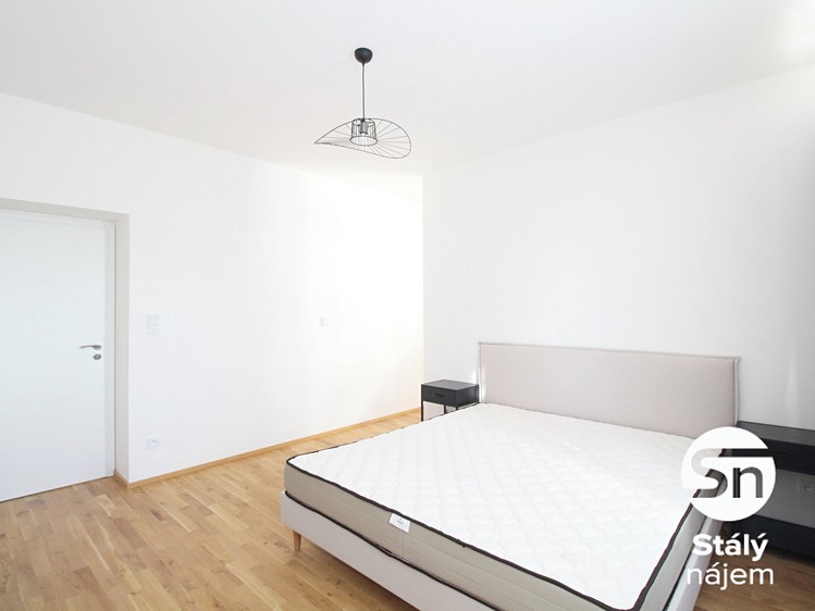 Pronájem bytu 3+kk 83 m² - foto 7