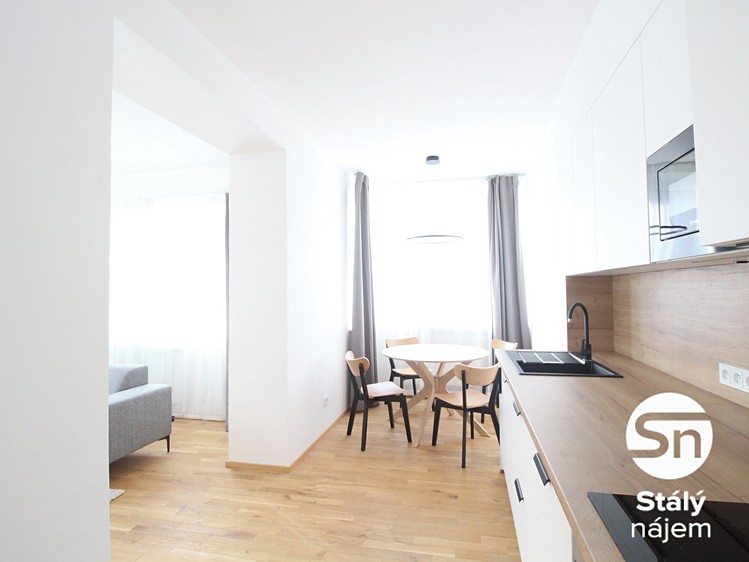 Pronájem bytu 3+kk 83 m² - foto 5