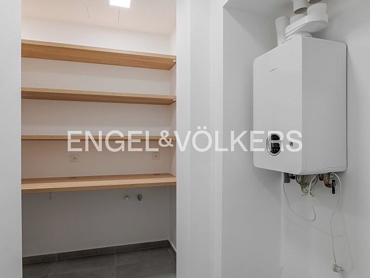 Pronájem bytu 2+kk 90 m² - foto 8