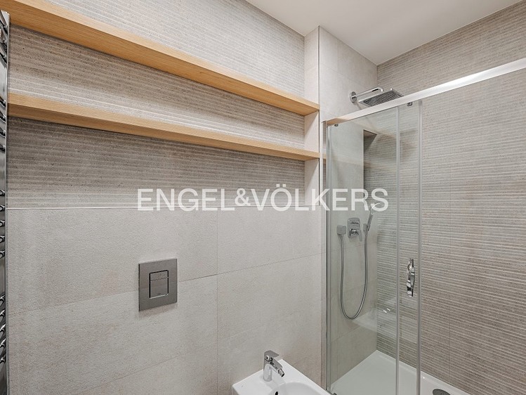 Pronájem bytu 2+kk 90 m² - foto 6