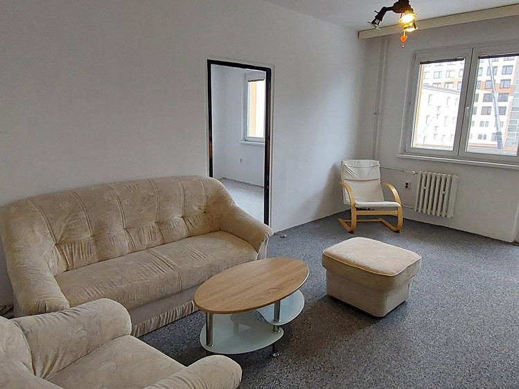 Pronájem bytu 2+1 51 m² - foto 1
