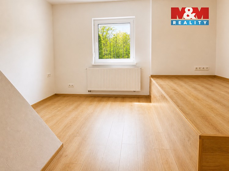 Pronájem bytu 4+1 136 m² - foto 5