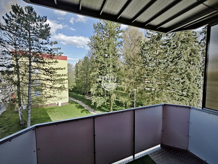 Pronájem bytu 3+1 73 m² - foto 2