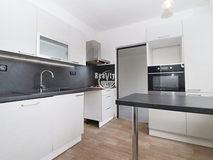 Pronájem bytu 3+1 73 m² - foto 6