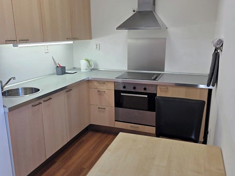 Pronájem bytu 1+kk 38 m² - foto 2