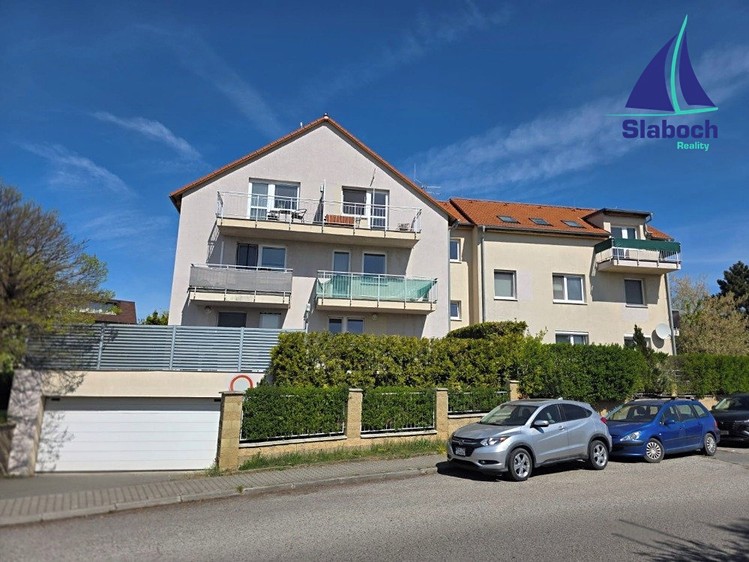 Pronájem bytu 1+kk 38 m² - foto 1