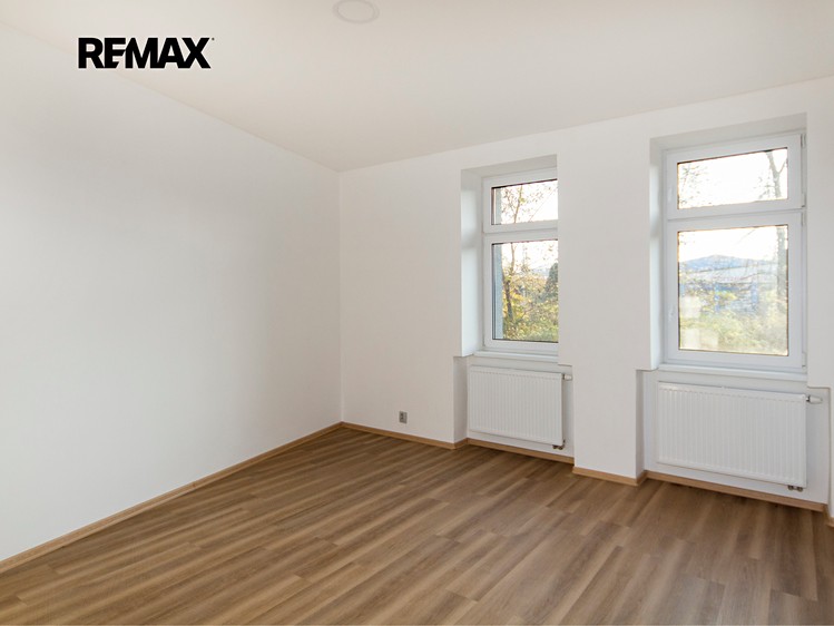 Pronájem bytu 1+kk 25 m² - foto 2