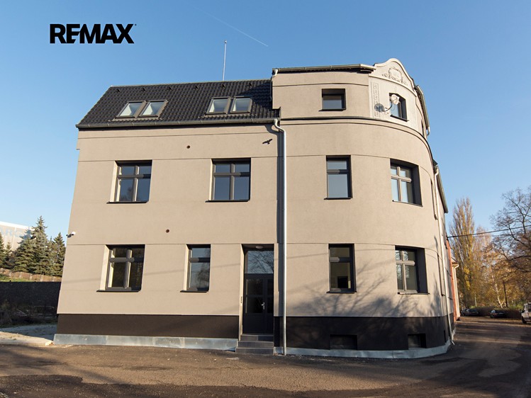 Pronájem bytu 1+kk 25 m² - foto 5