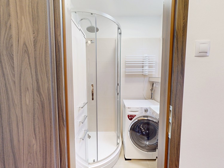 Pronájem bytu 2+1 54 m² (Jednopodlažní) - foto 4