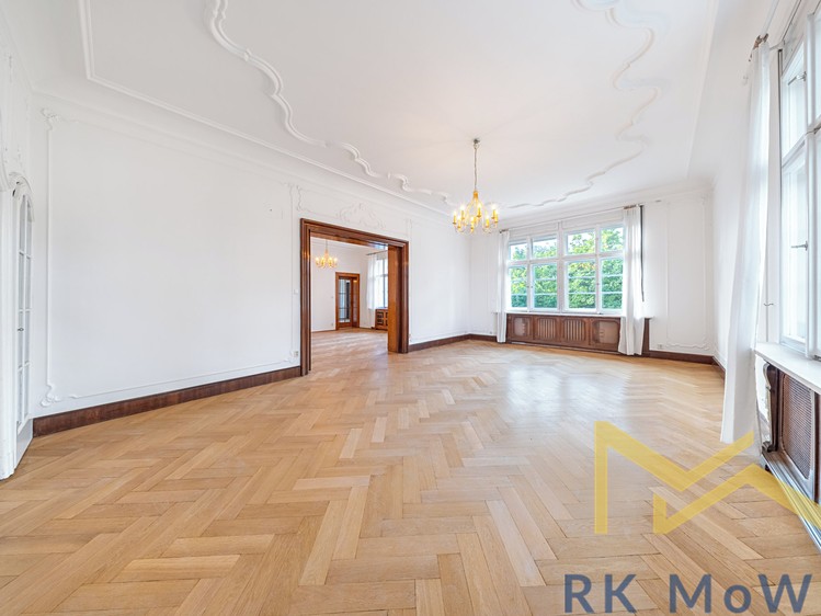 Pronájem bytu 6 pokojů a více 272 m² - foto 2