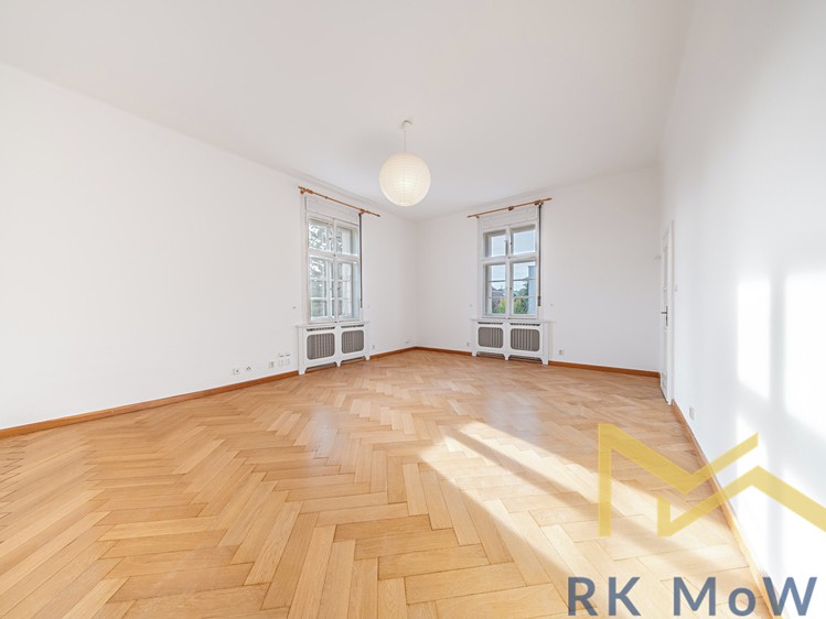 Pronájem bytu 6 pokojů a více 272 m² - foto 5