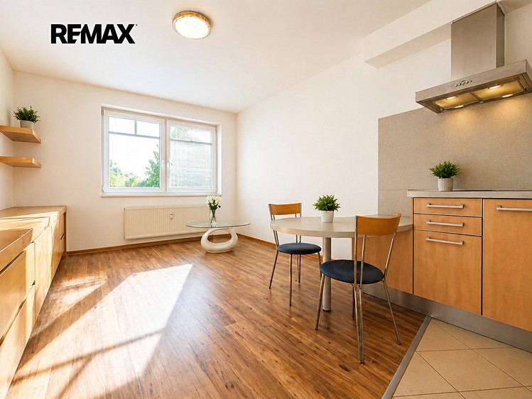 Pronájem bytu 1+kk 26 m² - foto 2