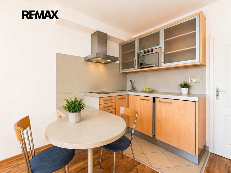 Pronájem bytu 1+kk 26 m² - foto 3
