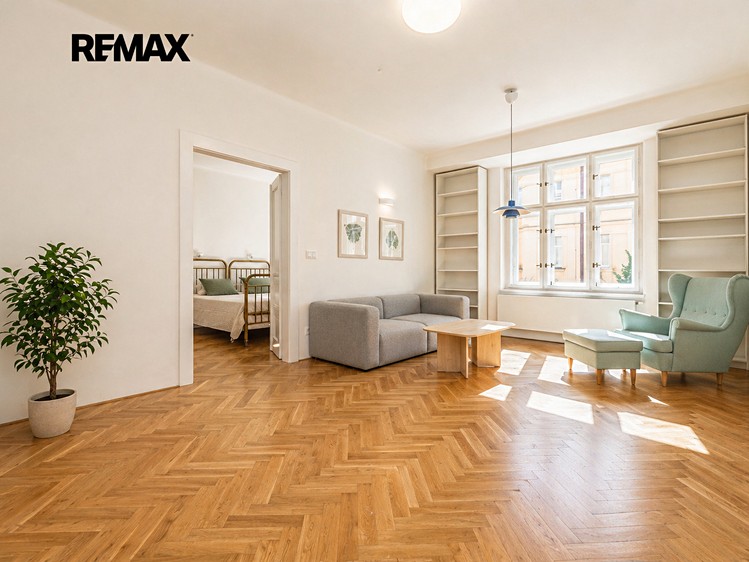 Pronájem bytu 3+1 105 m² - foto 2