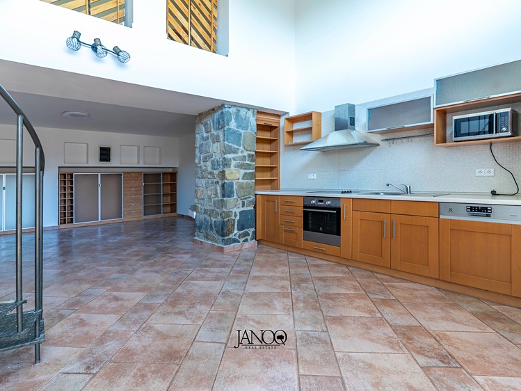 Pronájem bytu 2+kk 74 m² (Mezonet) - foto 2