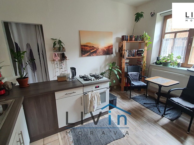 Pronájem bytu 1+1 34 m² - foto 2