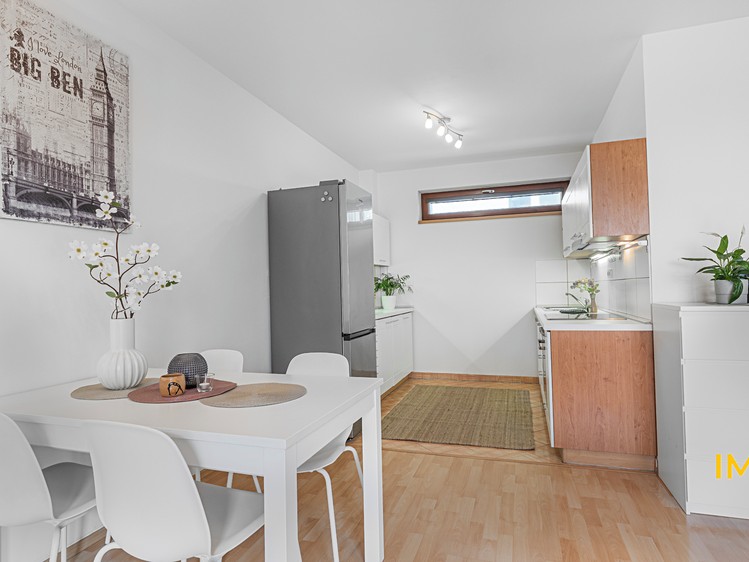 Pronájem bytu 2+kk 71 m² - foto 2