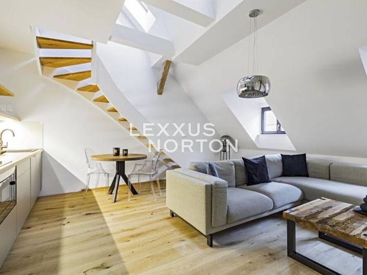 Pronájem bytu 2+kk 70 m² - foto 5