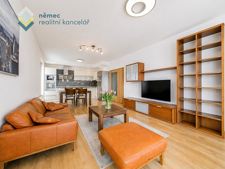 Pronájem bytu 3+kk 109 m² - foto 2