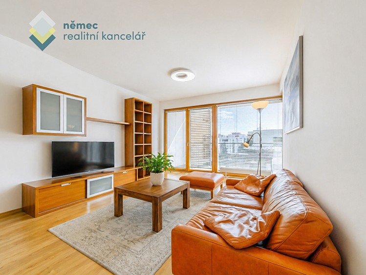 Pronájem bytu 3+kk 109 m² - foto 1