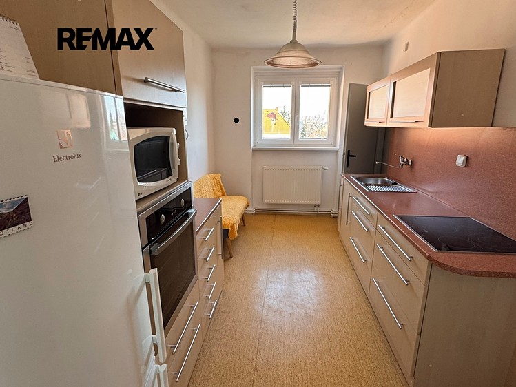 Pronájem bytu 2+1 54 m² - foto 3