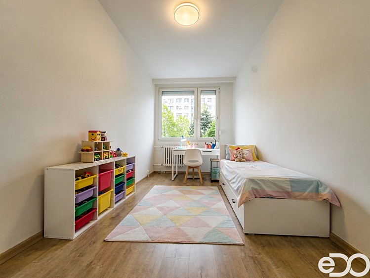 Pronájem bytu 3+kk 63 m² - foto 3