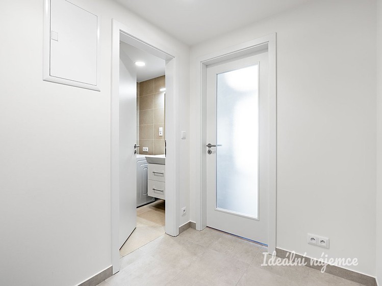Pronájem bytu 1+kk 32 m² - foto 6