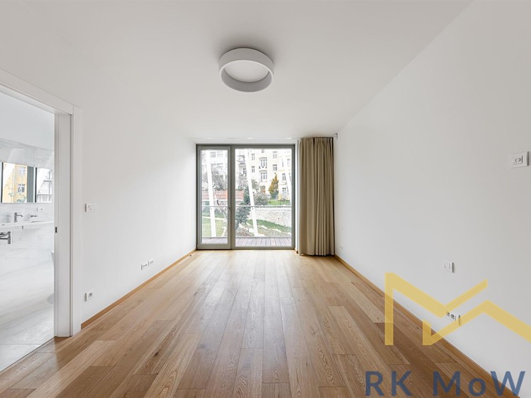 Pronájem bytu 4+kk 322 m² (Mezonet) - foto 3