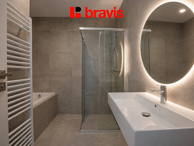 Pronájem bytu 4+kk 250 m² - foto 4