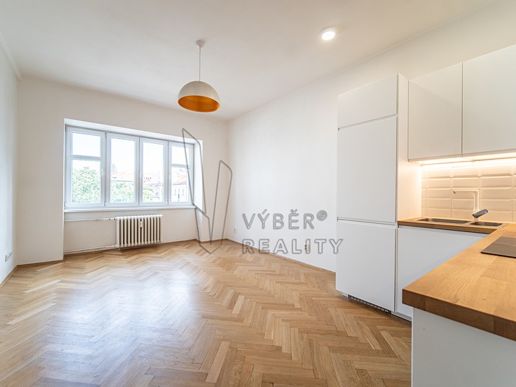 Pronájem bytu 1+kk 28 m² - foto 3