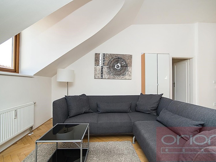 Pronájem bytu 3+kk 75 m² - foto 5
