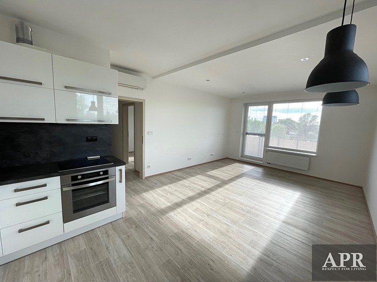 Pronájem bytu 2+kk 60 m² - foto 5