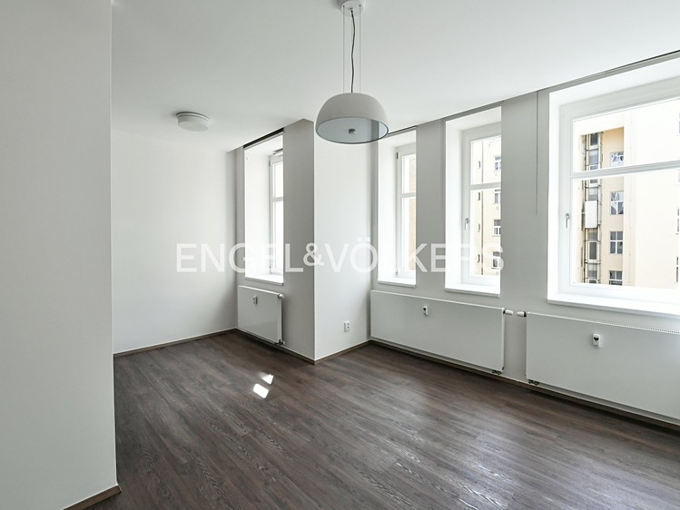 Pronájem bytu 1+kk 30 m² - foto 2