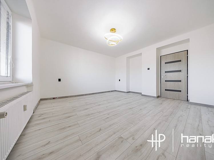 Pronájem bytu 2+1 54 m² (Jednopodlažní) - foto 4