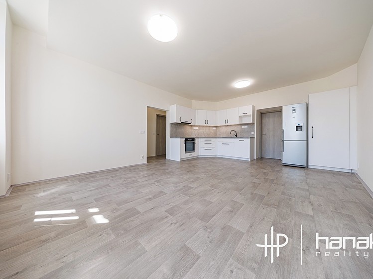 Pronájem bytu 3+kk 57 m² (Jednopodlažní) - foto 3