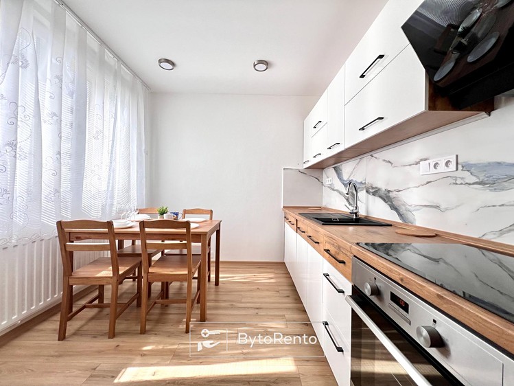 Pronájem bytu 3+1 64 m² (Jednopodlažní) - foto 7